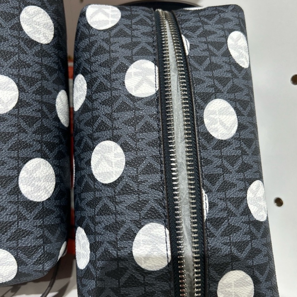 Michael Kors Jet Set Travel Medium Cosmetic Case Travel Pouch MK blue dotted